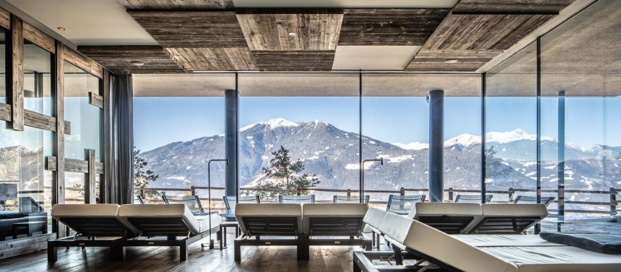 Hotel My Arbor - Dolomites Bresanona Exterior foto The interior of the airport