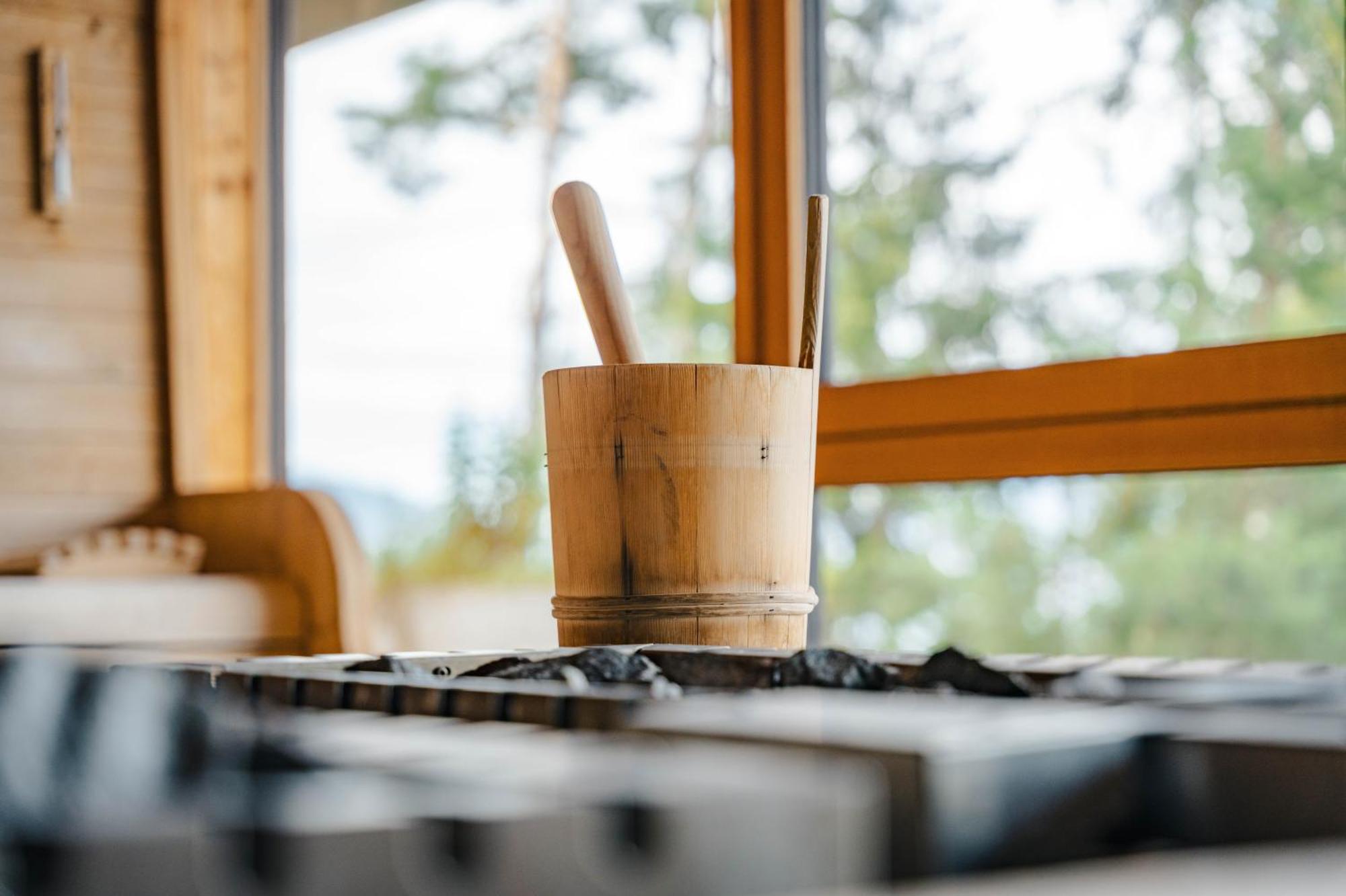 Hotel My Arbor - Dolomites Bresanona Exterior foto A mortar and pestle